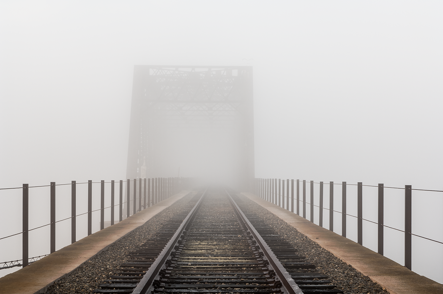 <i>SF Bay Rail Bridge</i> &nbsp